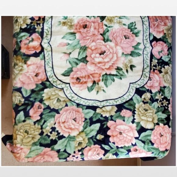 Vintage Blanket Queen Blue Reversible Pink Floral Heavy Weight Bedspread - Picture 4 of 16